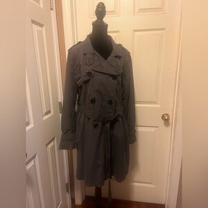 Gap Dark Gray Trench Coat
Size Ex-Large